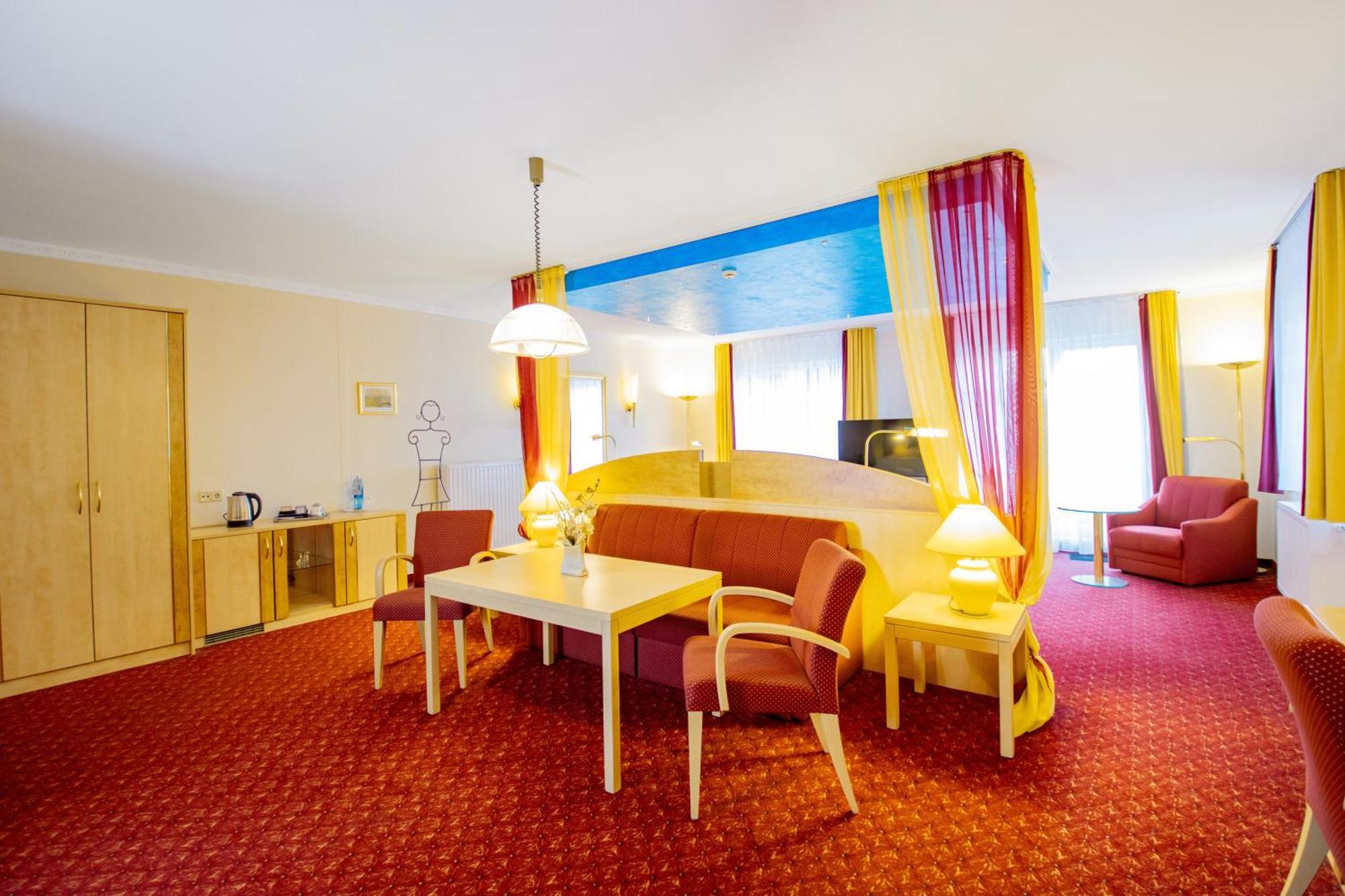 Ferien Hotel Spree-Neisse Neuhausen  Bilik gambar
